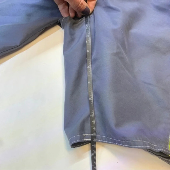 Swim trunks size medium - Picture 8 of 11